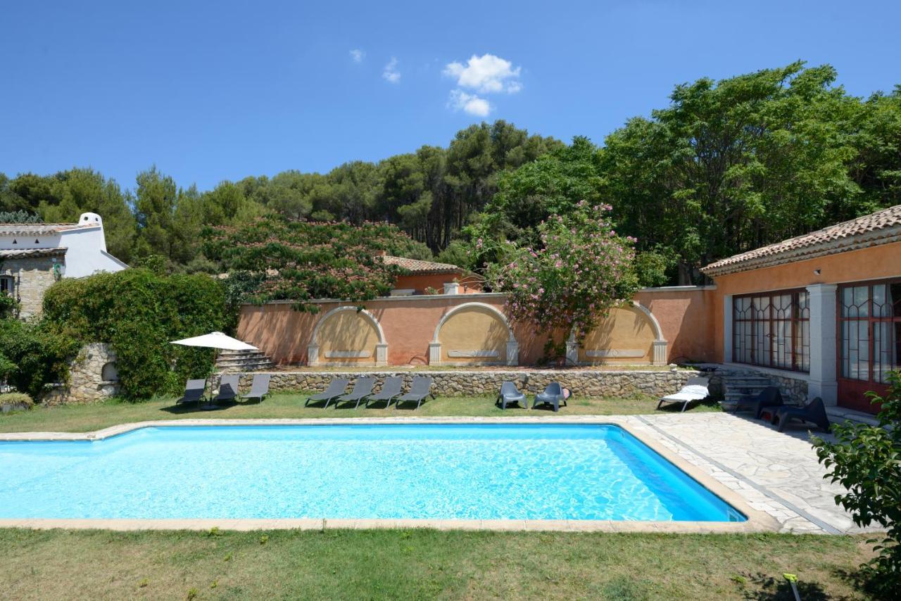 La Tour- Pigeonnier Provencal - Mas Des Sous Bois Villa Ventabren Bagian luar foto
