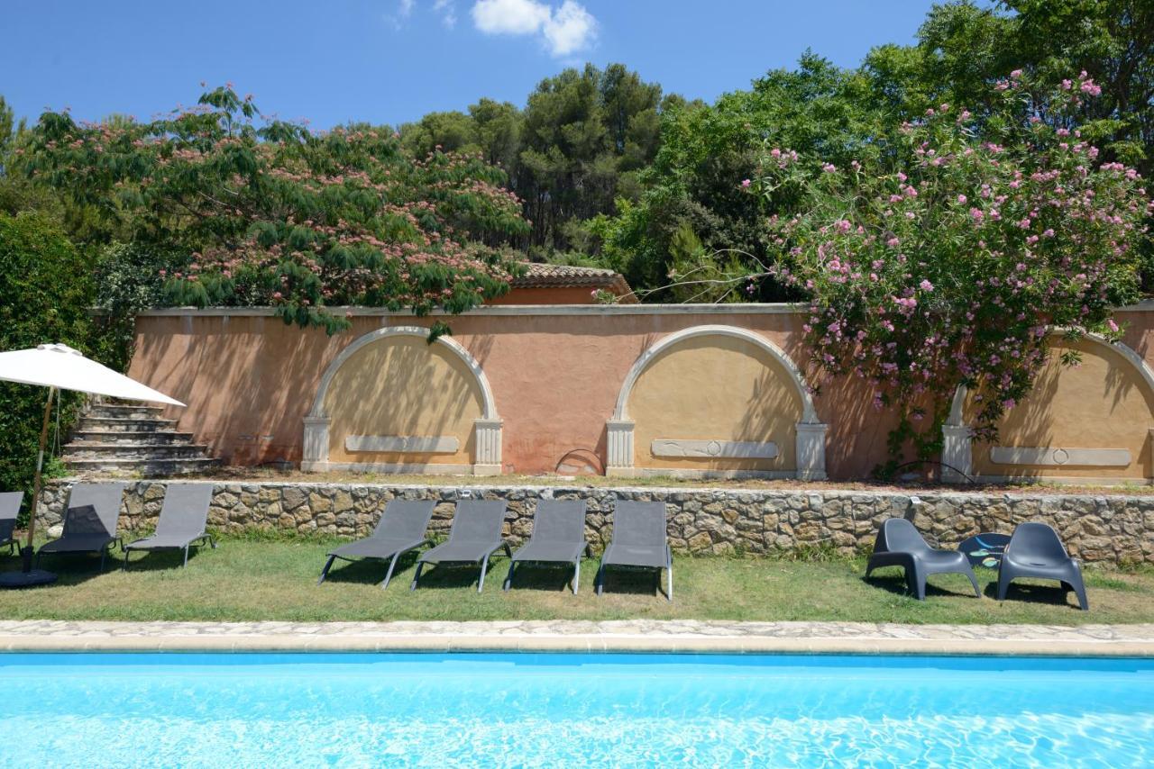 La Tour- Pigeonnier Provencal - Mas Des Sous Bois Villa Ventabren Bagian luar foto